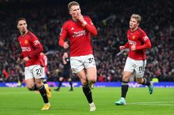 雷速体育官网首页-欧预赛战术精妙，意志如铁尽显拼搏精神