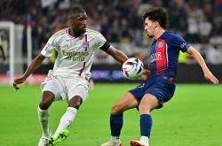 雷速体育电脑版官网下载-包含斯图加特足球俱乐部面临士气低迷困境的词条