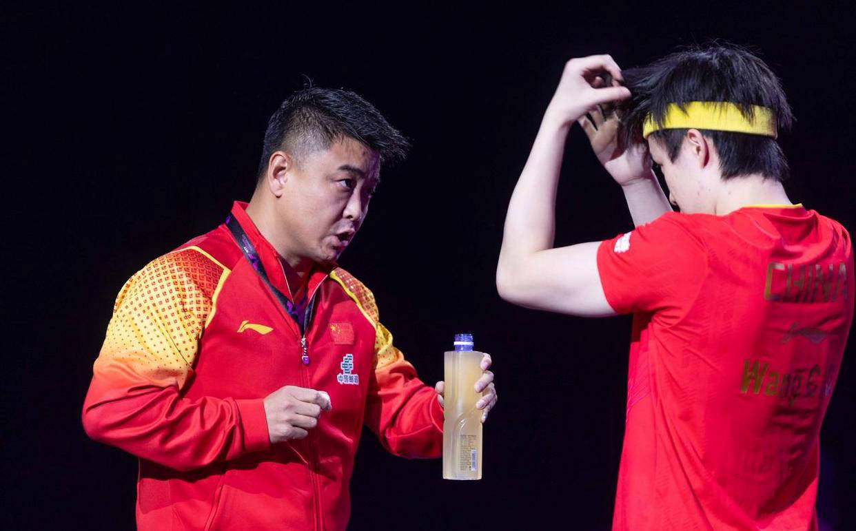 日本队横扫中国队,王皓统治全场 日本队横扫中国队,王皓统治全场