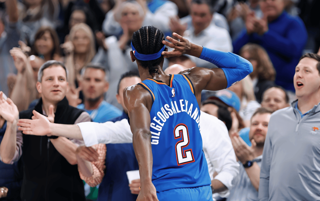 独行侠翻盘北京队，霍勒迪点燃赛场